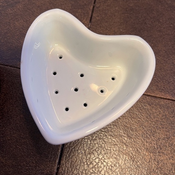 Heart Shaped Cheese Mould, White Porcelaine (Vintage, from France) - Picture 11 of 11